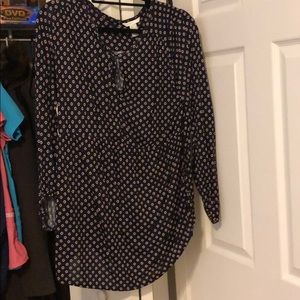 Lightly used H&M Maternity Large tie top